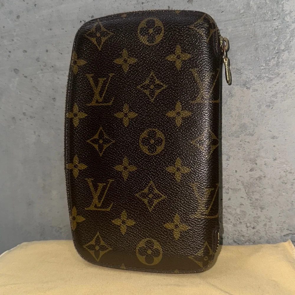 Louis Vuitton monogram geode zippy zip around travel wallet - Picture 3 of 16